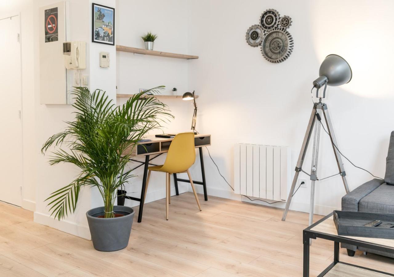 "Le Roll'S" - 1 Chambre - 5 Couchages - Calme - Terrasse - Parking Prive Tours Exterior photo